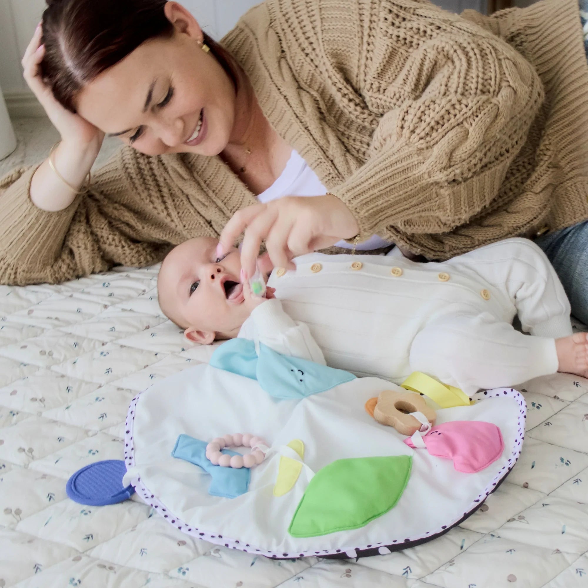Tiny Land® Montessori Toys for Newborns (0–3 Months)
